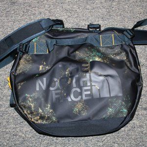The North Face Base Camp Duffel - L